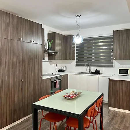 Fat Cow Apartamento Larnaca