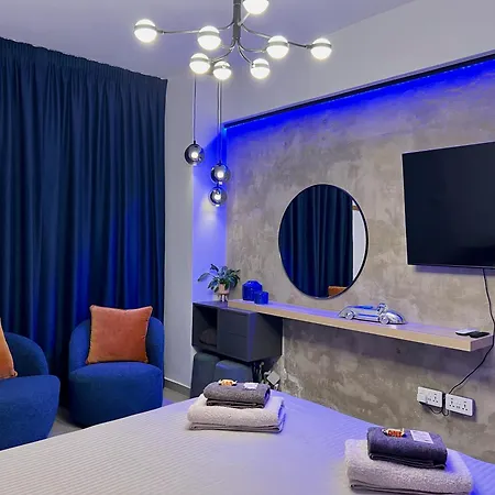 Fat Cow Apartamento Larnaca